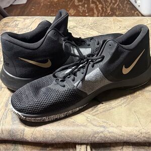 Nike Men’s Black and Gold Athletic Training Shoes